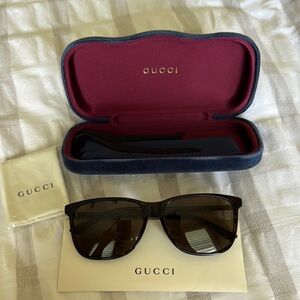 NWT Gucci Tortoise Shell Sunglasses